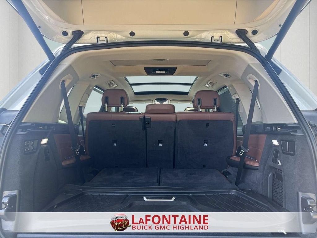 2024 BMW X7 xDrive40i