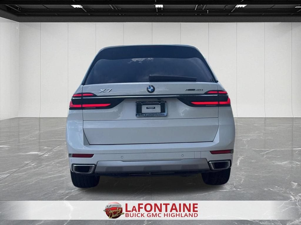 2024 BMW X7 xDrive40i