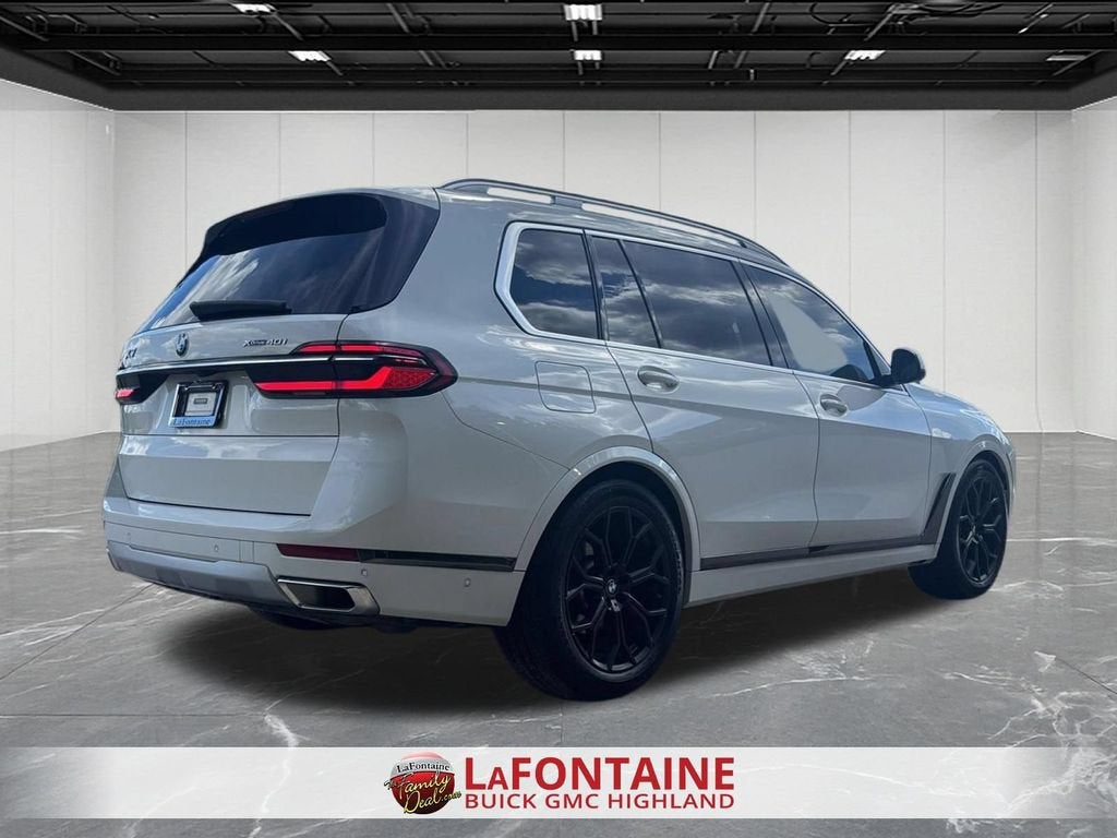 2024 BMW X7 xDrive40i