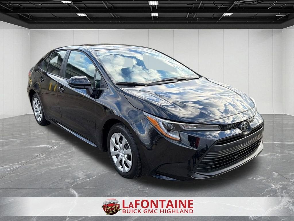 2025 Toyota Corolla LE