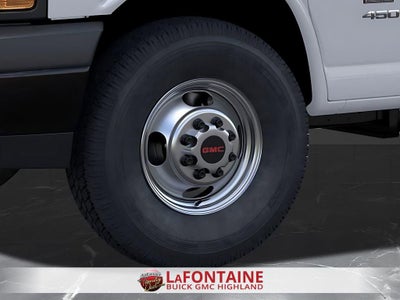 2025 GMC Savana Cutaway 3500 1WT