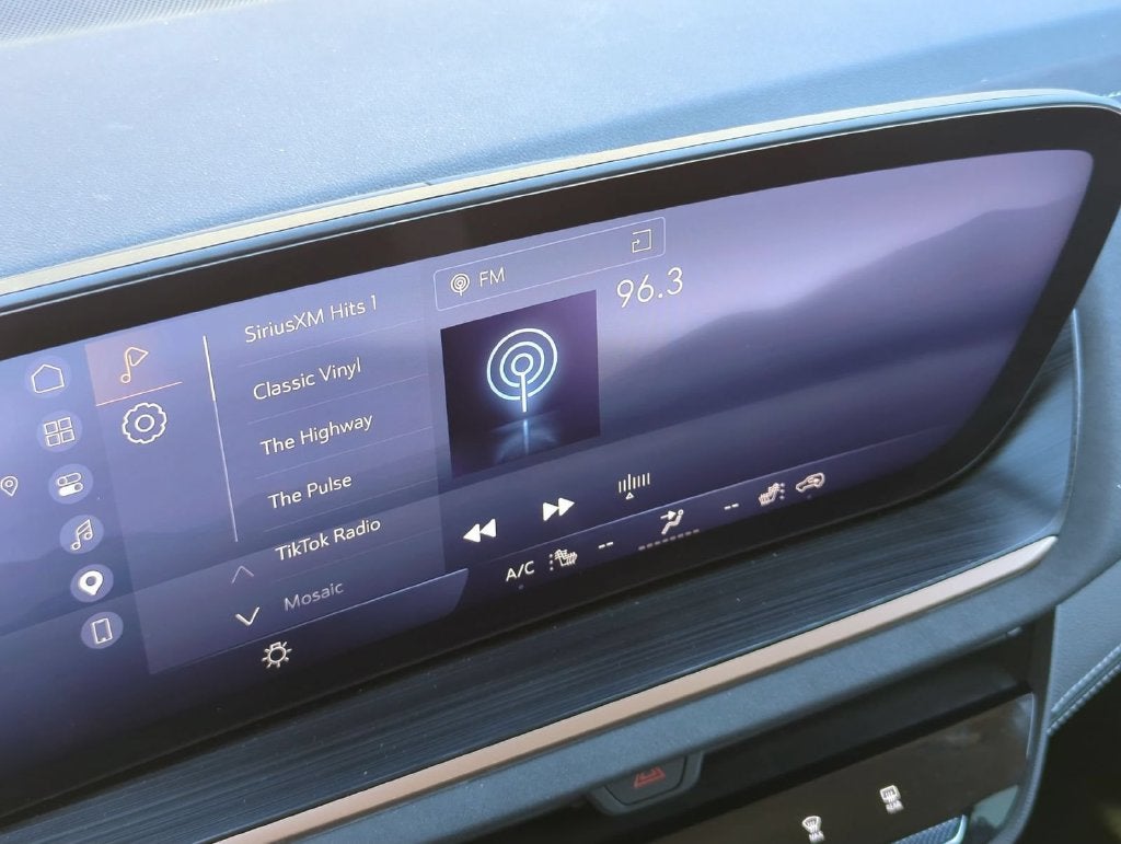 2024 Buick Envision Sport Touring