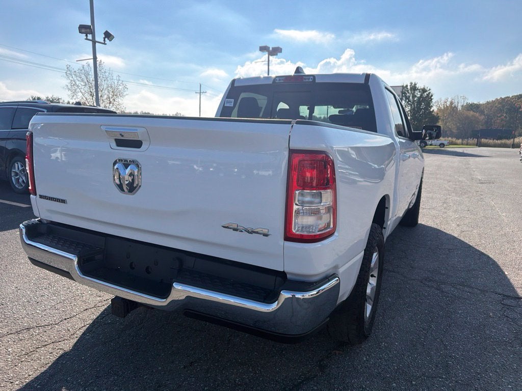 2020 RAM 1500 Big Horn Crew Cab 4x4 5'7" Box