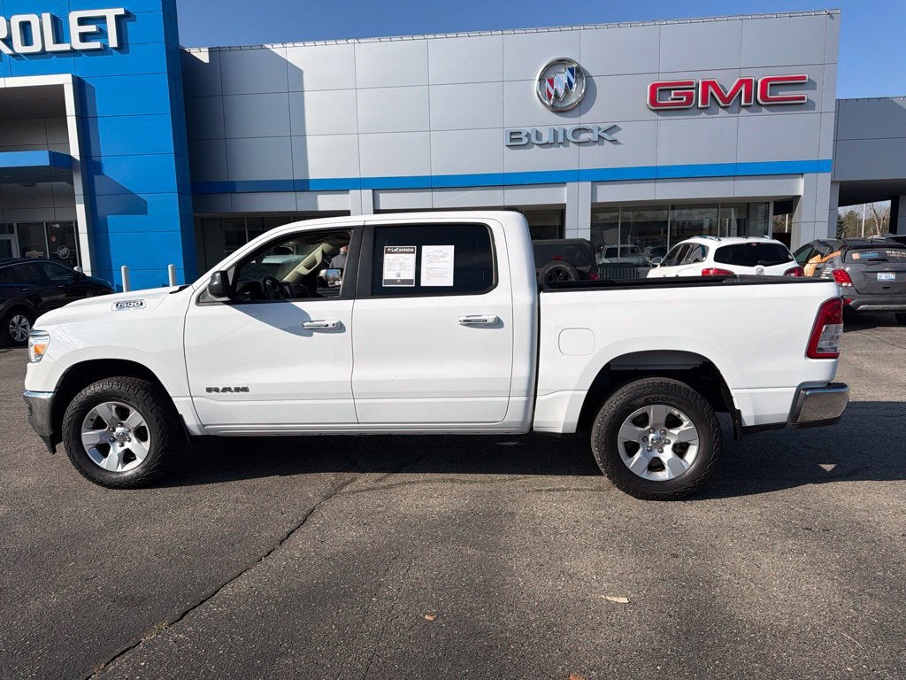 2020 RAM 1500 Big Horn Crew Cab 4x4 5'7" Box