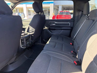 2020 RAM 1500 Big Horn Crew Cab 4x4 5'7" Box