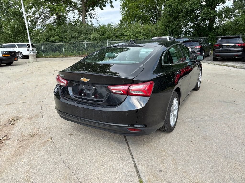 2022 Chevrolet Malibu LT