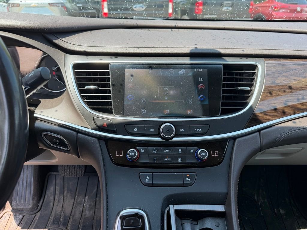 2017 Buick LaCrosse Essence