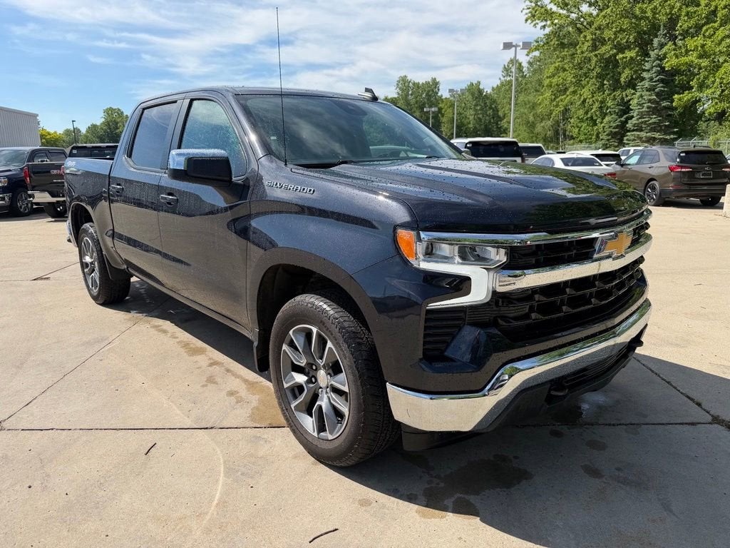 2023 Chevrolet Silverado 1500 LT (2FL)