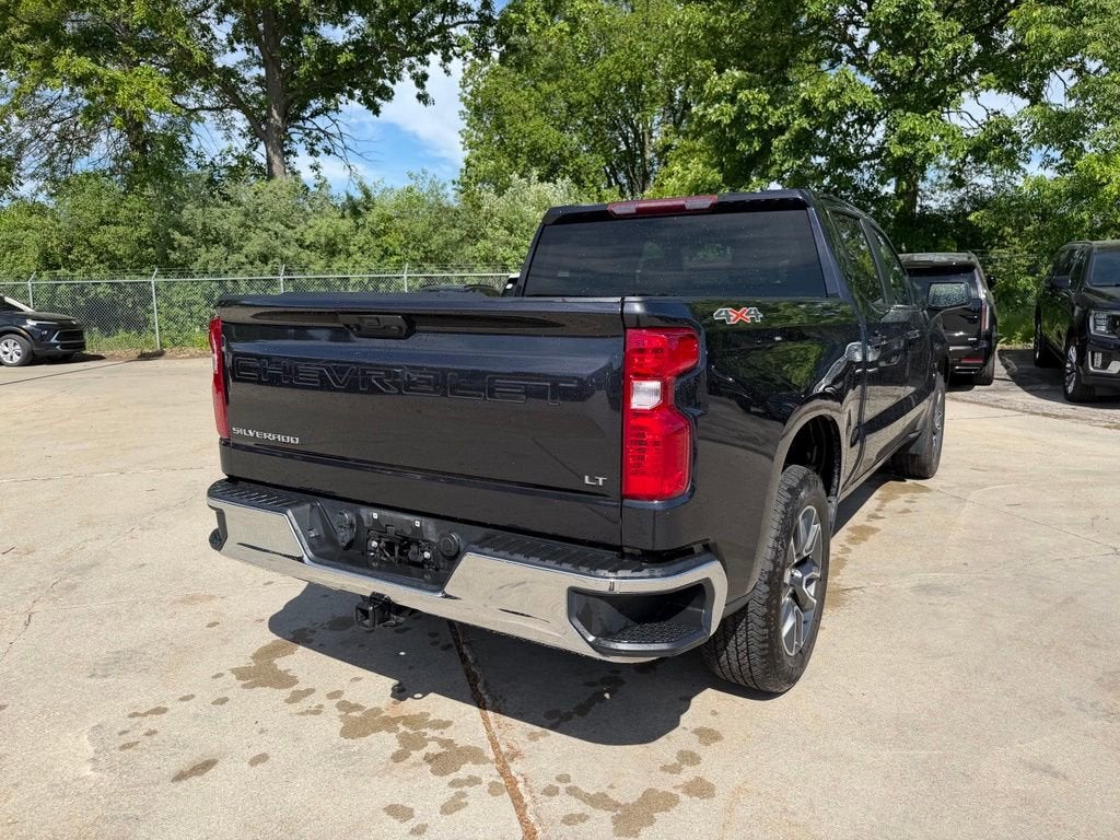 2023 Chevrolet Silverado 1500 LT (2FL)