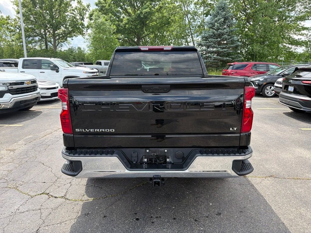 2025 Chevrolet Silverado 1500 LT (2FL)