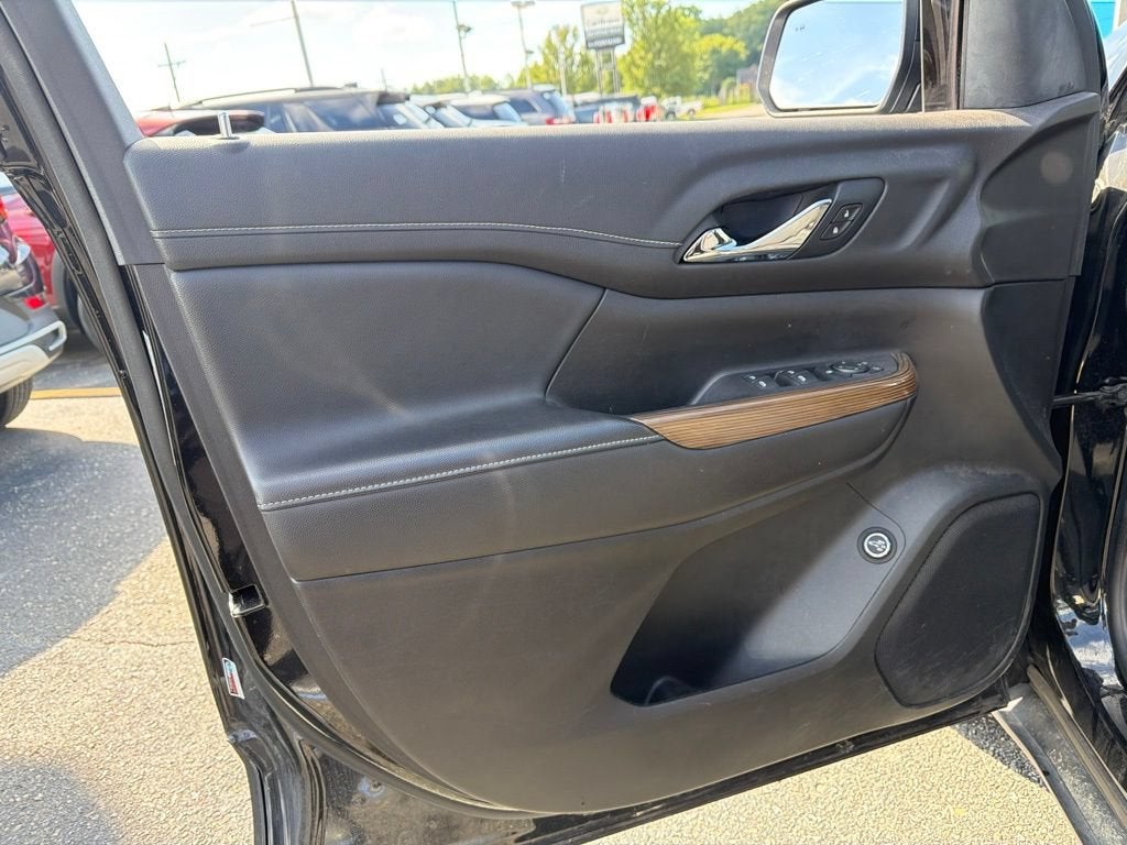 2020 GMC Acadia SLE