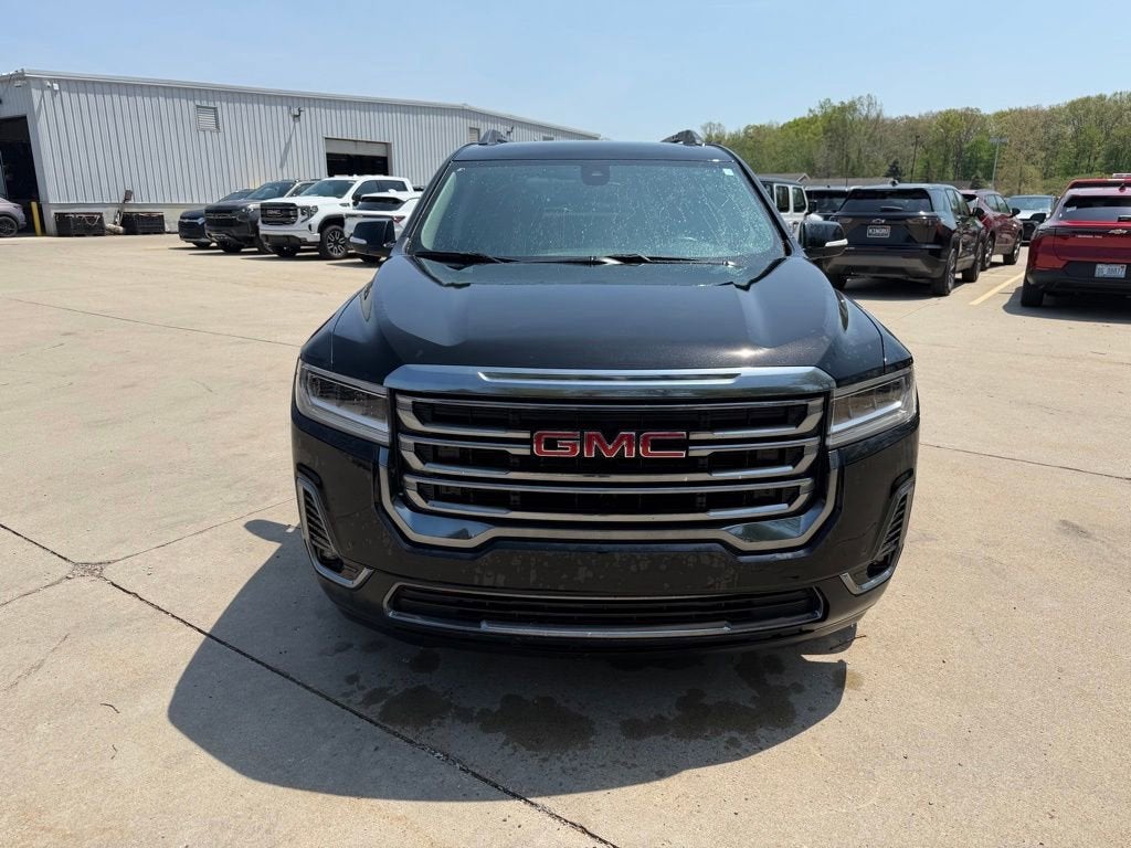 2023 GMC Acadia AT4