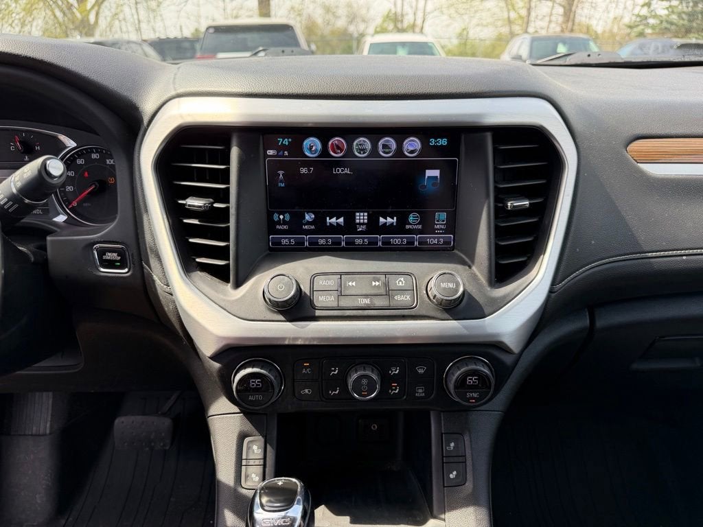 2018 GMC Acadia SLE