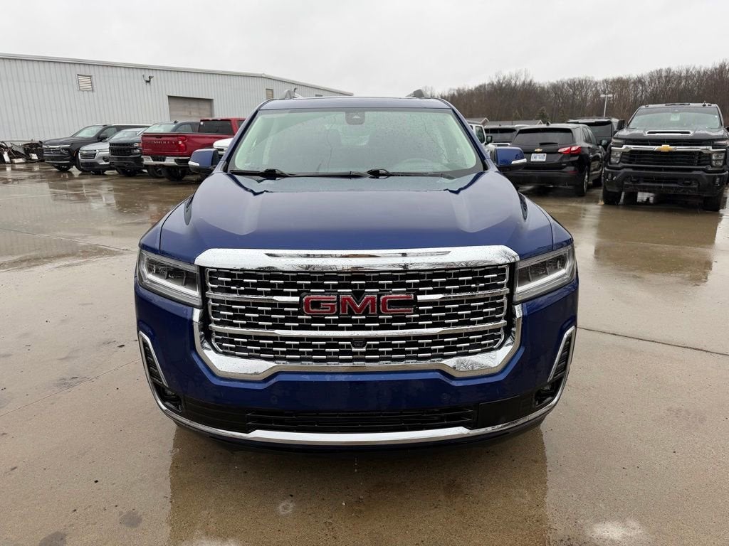 2023 GMC Acadia Denali