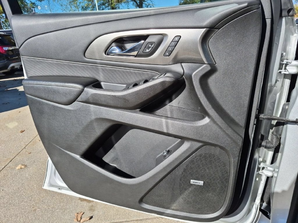 2022 Chevrolet Traverse Premier