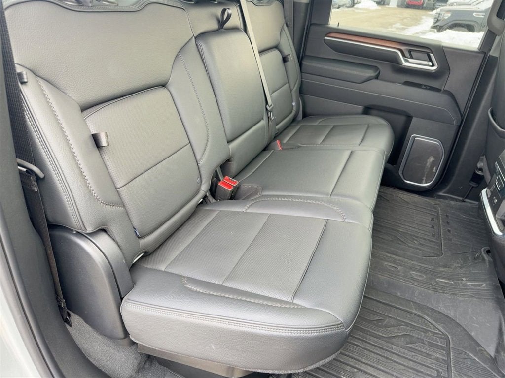 2025 GMC Sierra 3500 HD Denali