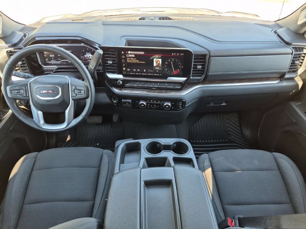 2025 GMC Sierra 1500 SLE