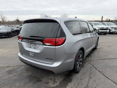 2020 Chrysler Pacifica Hybrid Touring