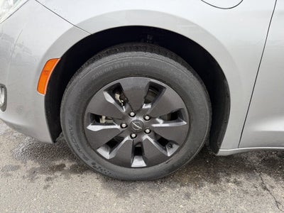 2020 Chrysler Pacifica Hybrid Touring