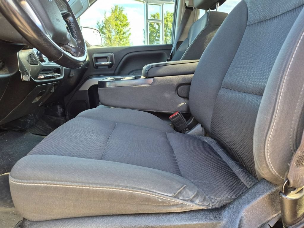 2019 Chevrolet Silverado LD LT