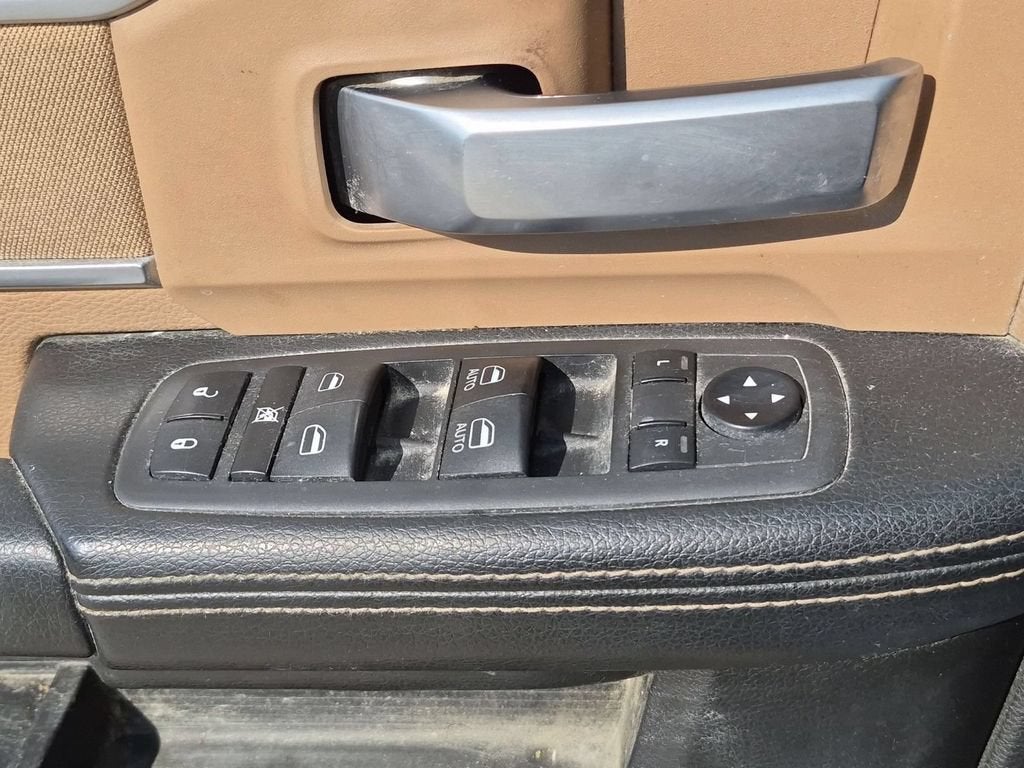 2019 RAM 2500 Big Horn Crew Cab 4x4 8' Box