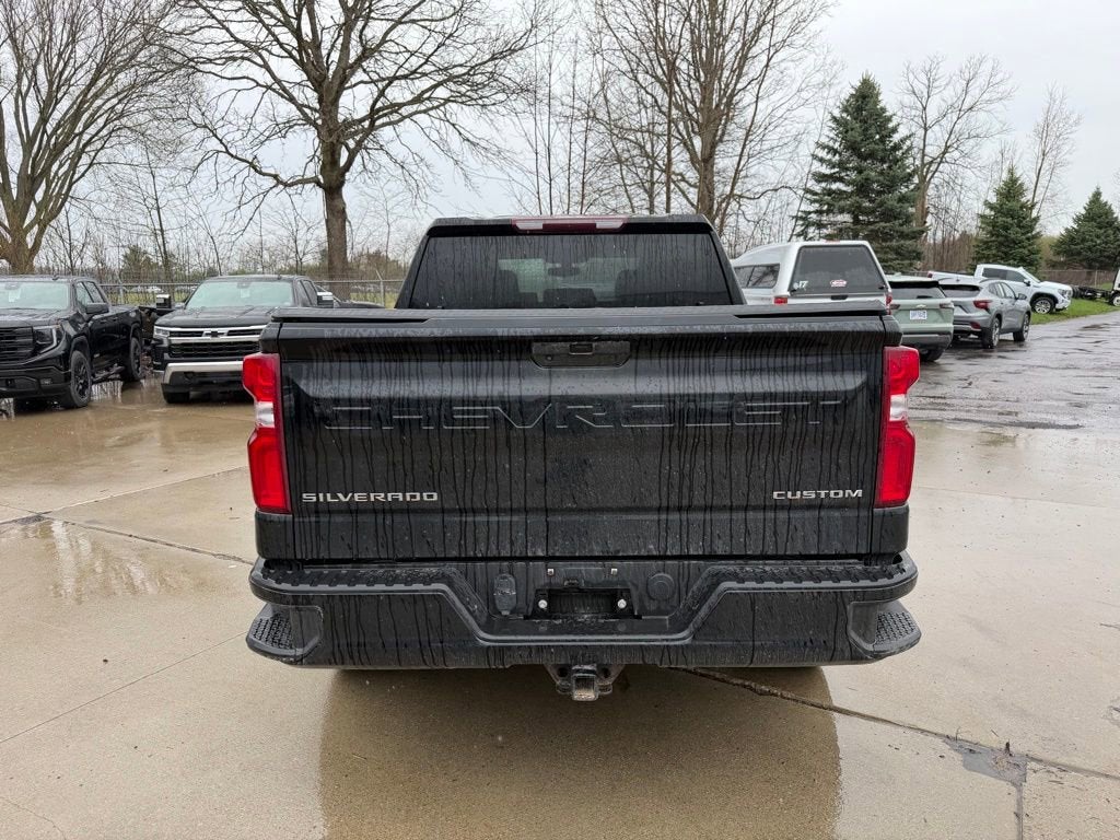 2021 Chevrolet Silverado 1500 Custom