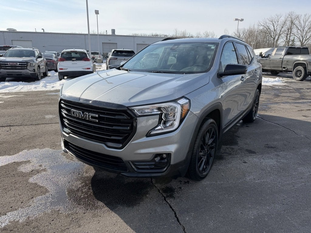 2024 GMC Terrain SLT