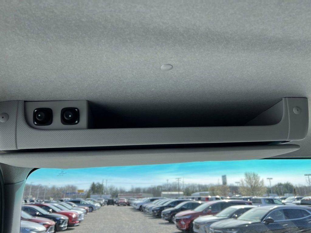 2024 Chevrolet Low Cab Forward 4500 HG Base