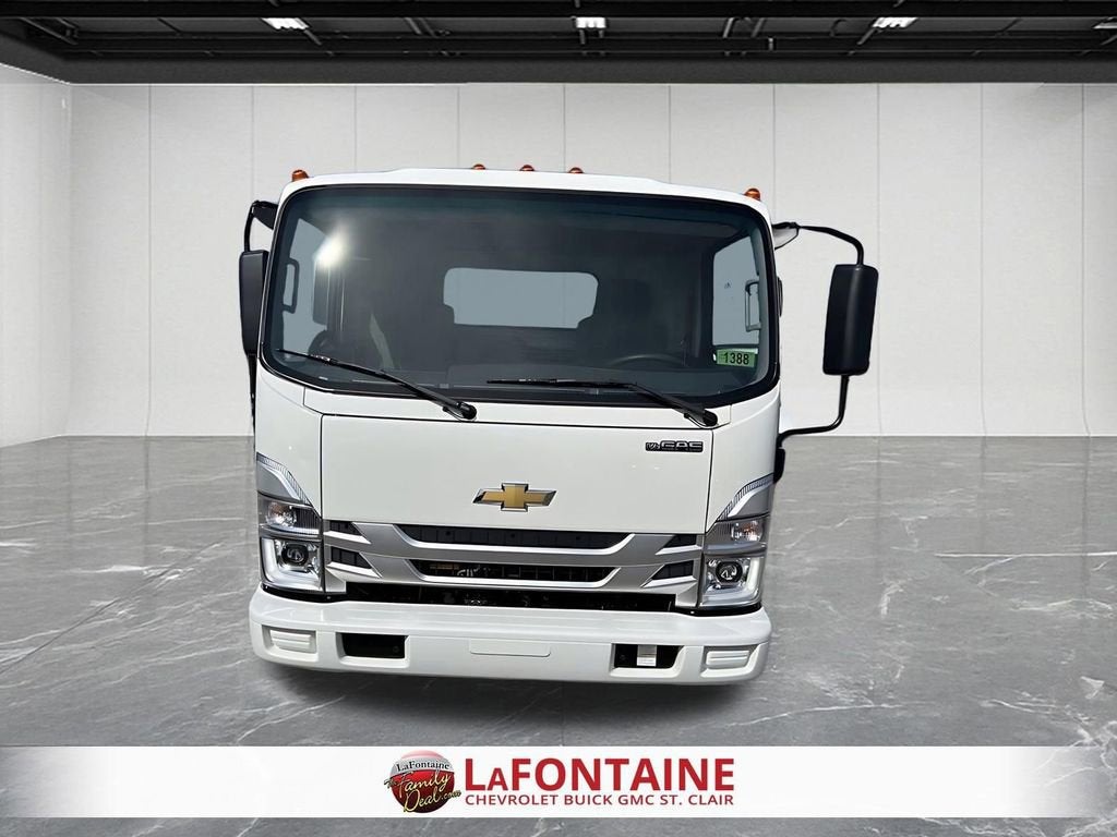 2024 Chevrolet Low Cab Forward 4500 HG Base