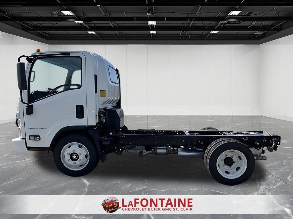 2024 Chevrolet Low Cab Forward 4500 HG Base