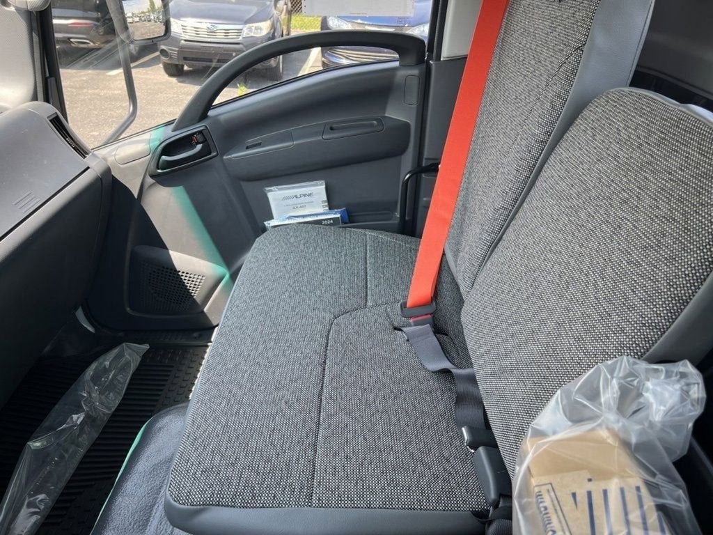 2024 Chevrolet Low Cab Forward 4500 Base