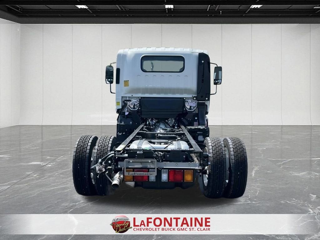 2024 Chevrolet Low Cab Forward 4500 Base