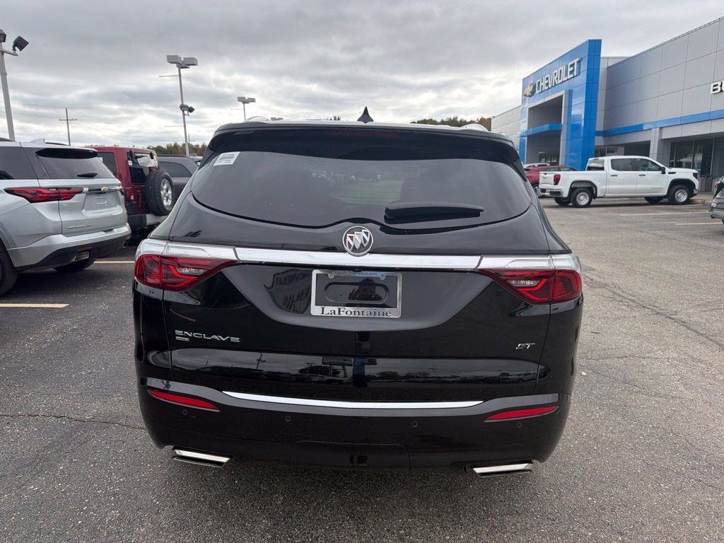 2024 Buick Enclave Essence