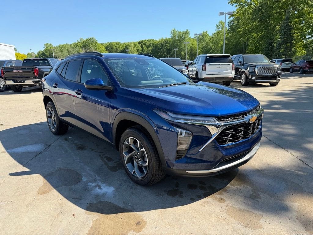 2024 Chevrolet Trax LT