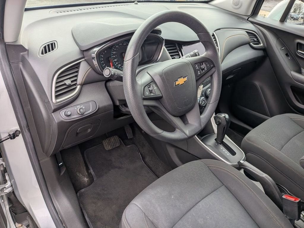 2022 Chevrolet Trax LS